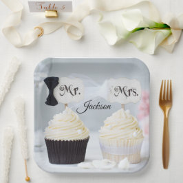 Mr. and Mrs. Bridal Shower Paper Plates Pappteller