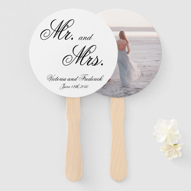 Mr. and Mrs. Elegant Calligraphy Foto Wedding Fächer (Vorne und Hinten)