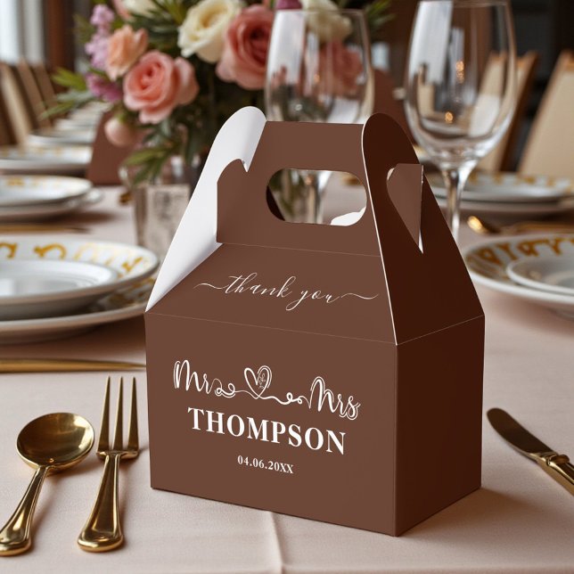 Mr and Mrs Elegant Simple | Brown Geschenkschachtel (Von Creator hochgeladen)