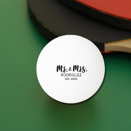 Mr. and Mrs Modern Brush Schriftart Wedding Gift Tischtennisball