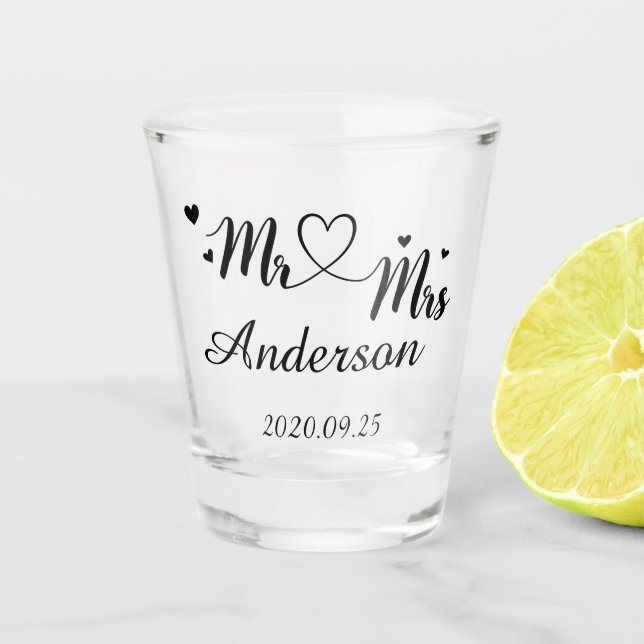 Mr and Mrs - Name - Weddind date Schnapsglas (Vorderseite)