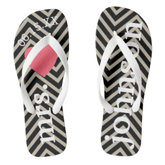 Mr. and Mrs. Personalisiert Honeymoon with Heart Flip Flops
