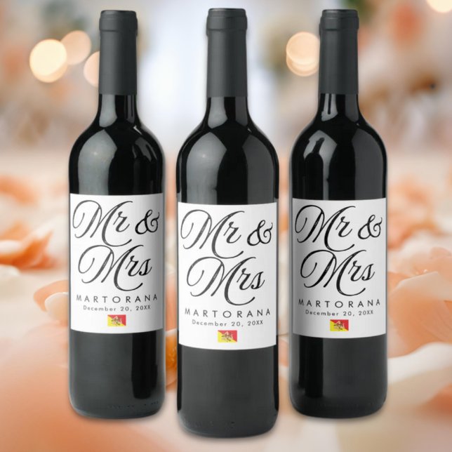 Mr and Mrs Personalized Sicilian Wedding Weinetikett (Mr & Mrs Elegant Personalized Sicilian Wedding Wine Labels with Flag of Sicily accent)