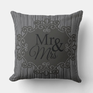 Mr&Mrs. Charcoal Print Decorative Kissen