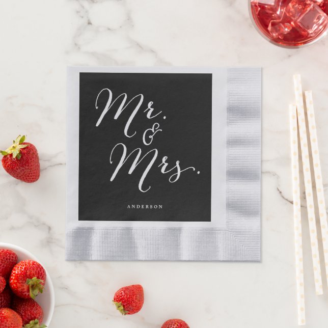 Mr & Mrs. Classic Script Calligrafy Name Wedding Serviette (Beispiel)