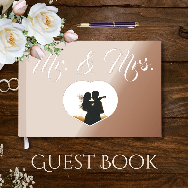 Mr & Mrs Elegant Rose Gold Foto Heart Wedding Gästebuch (Von Creator hochgeladen)