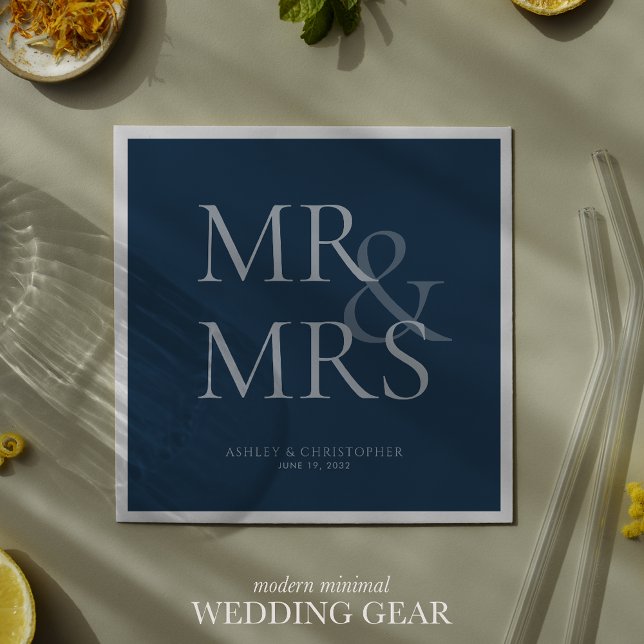 MR&MRS. Minimal Typographic Navy Blue Cocktail Serviette (Von Creator hochgeladen)
