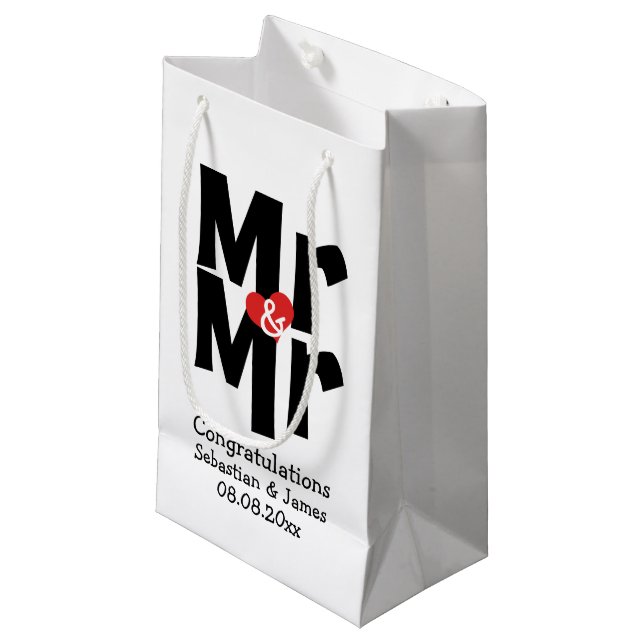 Mr. und Mr. Black Red Bold Modern Personalisiert Kleine Geschenktüte (Vorderseite Schrägansicht)