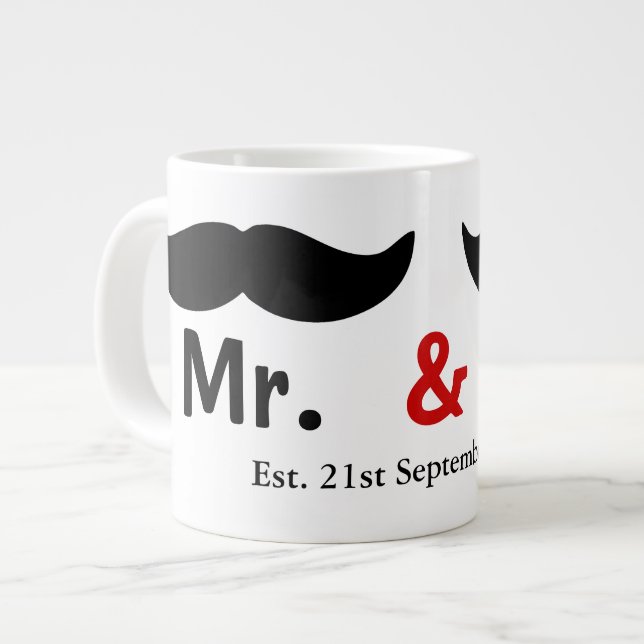 Mr. und Mr. Mustache Gay Wedding anpassbar Jumbo-Tasse (Vorderseite Links)