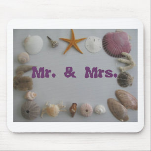 Mr. und Mrs. Beach Wedding Mousepad