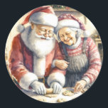 Mr. und Mrs. Claus Baking Cookies Custom Christmas Runder Aufkleber<br><div class="desc">Niedliche Aquarellkunst,  die Mr. und Mrs. Claus zeigt,  wie sie zu Weihnachten Kekse zusammen backen. Ferienaufkleber.</div>