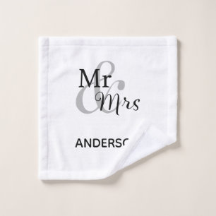 Mr. und Mrs. Newlywed mit Surname Waschlappen