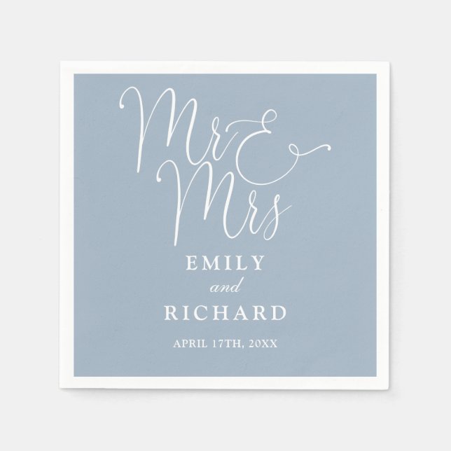 Mr. und Mrs. Script Elegant Dusty Blue Wedding Serviette (Vorderseite)