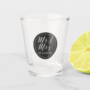 Mr. und Mrs. Wedding mit Monogramm Schnapsglas