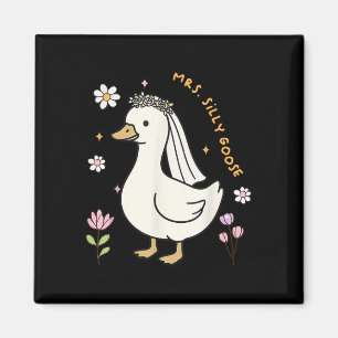 Mrs Albern Goose Bride to be Wedding Bride Groom M Magnet