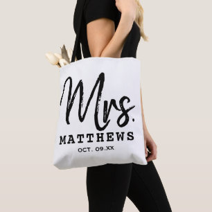 Mrs. Black Modern Script Custom Wedding neu Tasche