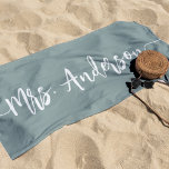 Mrs. New Name Bride Wedding Honeymoon Strandtuch<br><div class="desc">Celebrate your new bride status with this custom sage green beach towel featuring your new last name in white hand lettered signature script lettering with beginning and ending swashes. Makes a great wedding,  shower or honeymoon gift.</div>