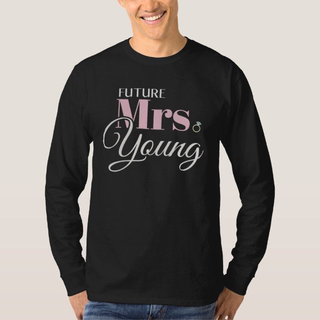 Mrs Young Bachelorette Cute Engagement T-Shirt (Vorderseite)
