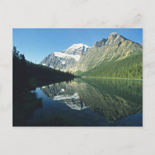 Mt Edith Cavell in Cavell Lake, Jasper National Postkarte