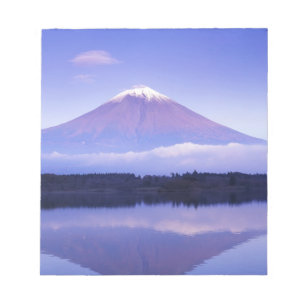 Mt. Fuji mit linsenförmiger Wolke, Motosu-See, Notizblock