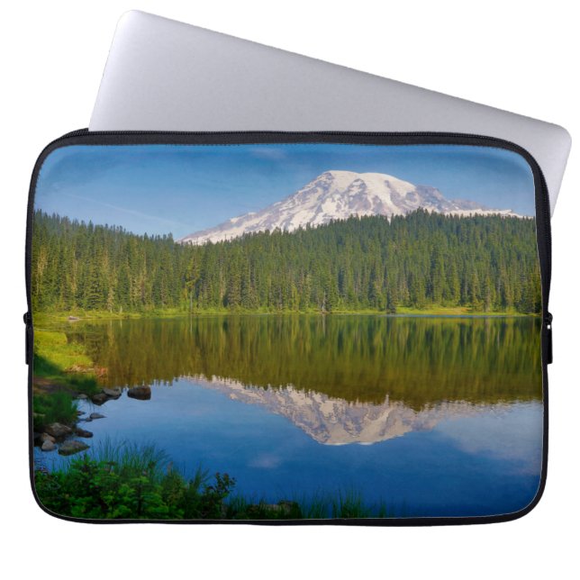 Mt. Rainier und Reflection Lake Laptopschutzhülle (Vorderseite)