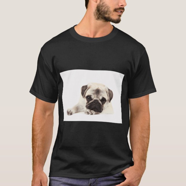 Müder Pug-Welpe T-Shirt (Vorderseite)