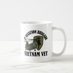 Mug 1er AVN BDE Vietnam CH-47 (sous-traité)
