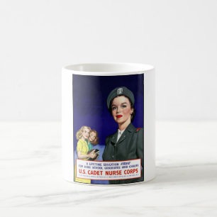 Mug 2ÈME GUERRE MONDIALE -- Corps d'infirmière de