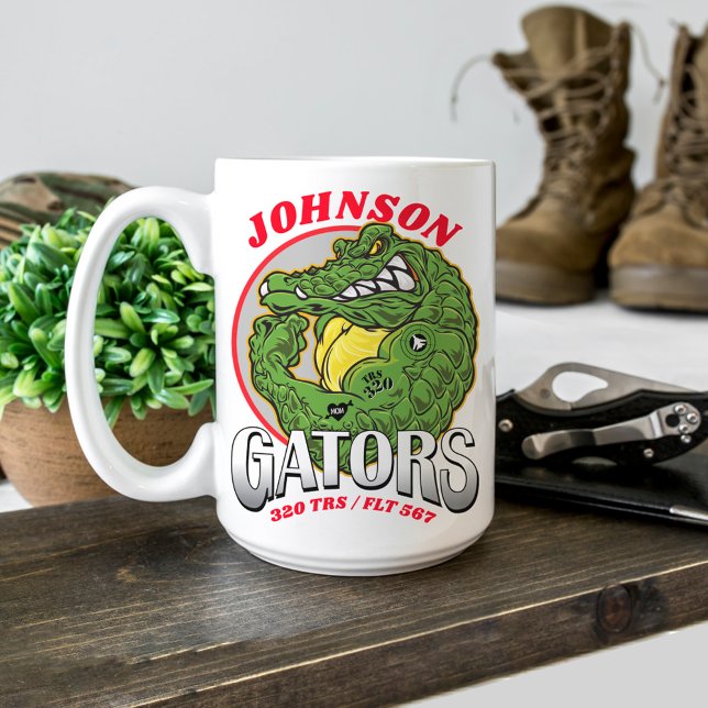 Mug 320 Gators Air Force BMT Graduation Cadeau personn (320 TRS Gators Air Force Basic Military Training Graduation gift Airman graduate proud mom or dad)