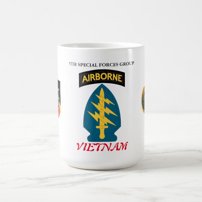 MUG 5E GROUPE DES FORCES SPÉCIALES VIETNAM (Centre)