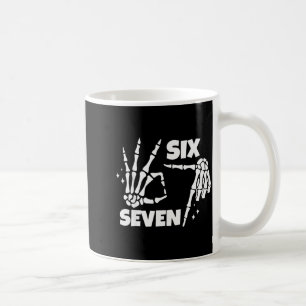 Mug 6 7 Mème Drôle de Squelette Mains Halloween Couple