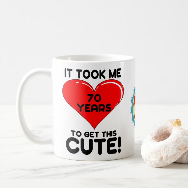 Mug 70e anniversaire Coeur mûr personnalisé âgé de 70  (Avec donut)