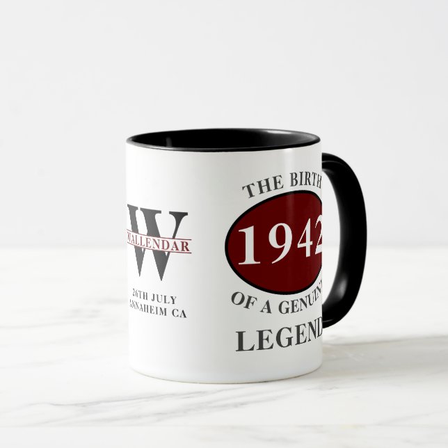Mug 80e anniversaire Né 1942 Monogramme Black Red Lege (Devant droit)