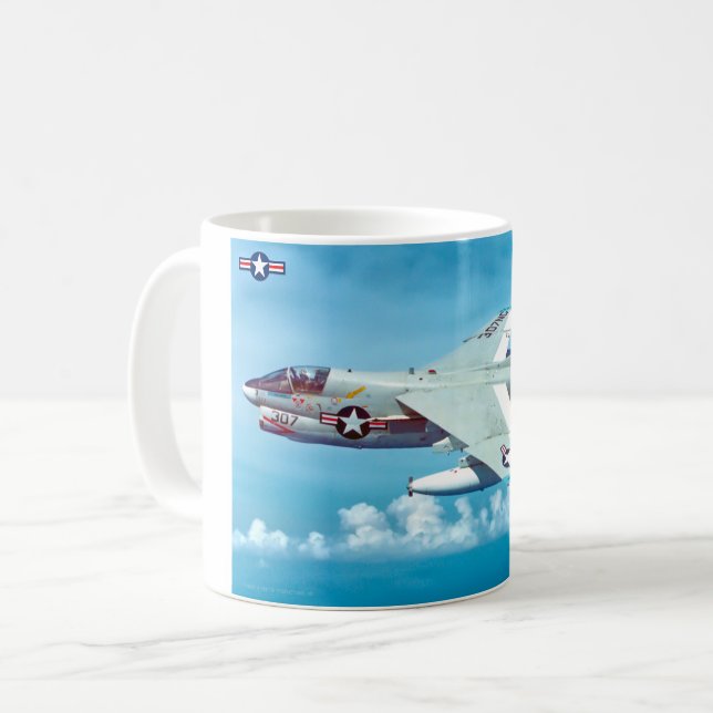 MUG A-7E CORSAIR II (Devant gauche)