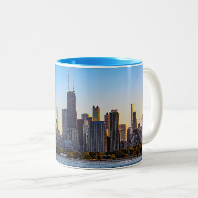 Mug à café à deux tons de Chicago Skyline (Devant droit)