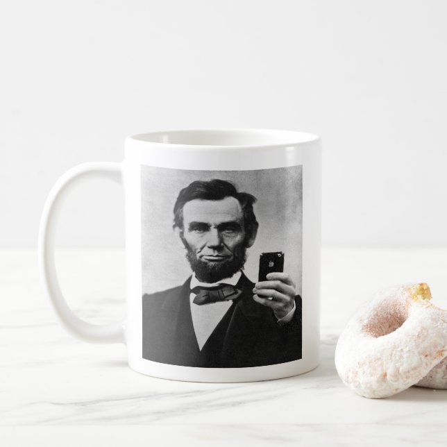 Mug Abe Lincoln avec téléphone portable (Avec donut)