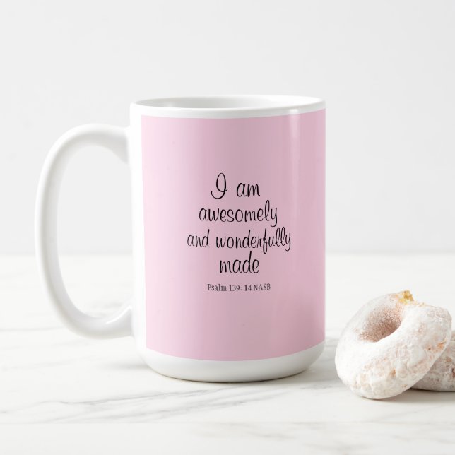 Mug Affirmation biblique positive rose pâle simple (Avec donut)