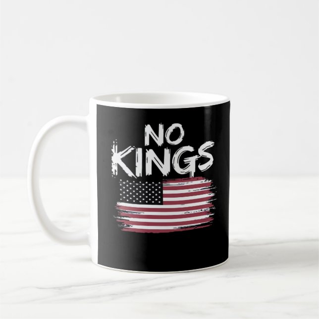 Mug American Flag Upside Down Distress No Kings Long F (Gauche)