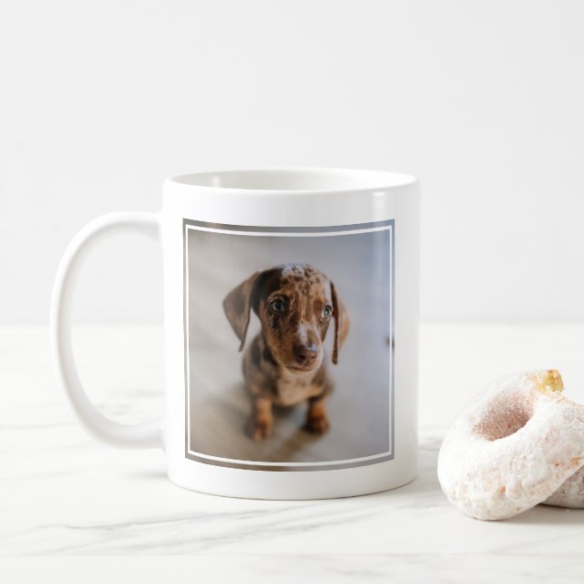 Mug Animaux de bébés cutest | Chiot Brown (Avec donut)