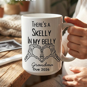 Mug Annonce de grossesse Halloween Skelly dans mon ven