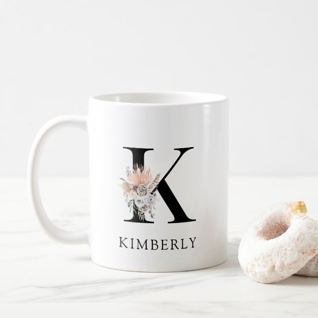 Mug Aquarelle florale mignonne Boho Monogramme (Avec donut)