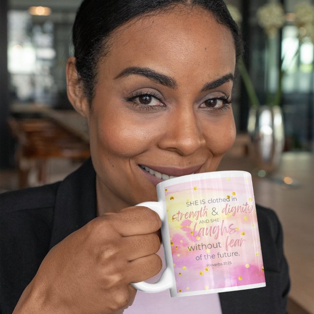 Mug Aquarelle rose or Proverbes 31:25 Verse de la Bibl (Créateur téléchargé)