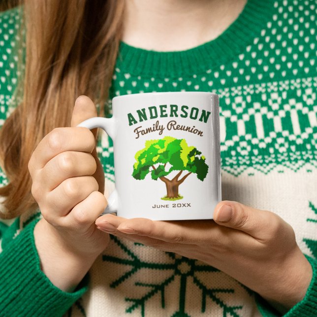 Mug Arbre vert Nom personnalisé Famille Réunion (Créateur téléchargé)