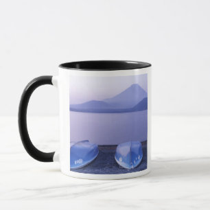 Mug Asie, Japon, Yamanashi, Bateaux à rames sur le lac