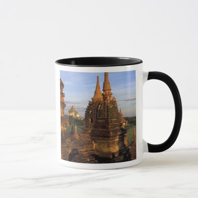Mug Asie, Myanmar, Bagan. Temples antiques et (Droite)