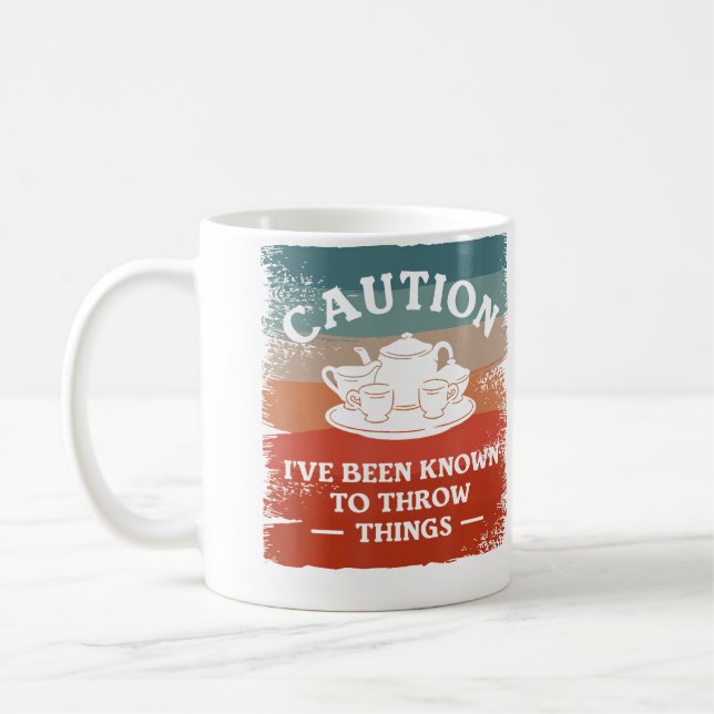 Mug Attention J'ai Été Connu Pour Jeter Des Objets Pot (Gauche)