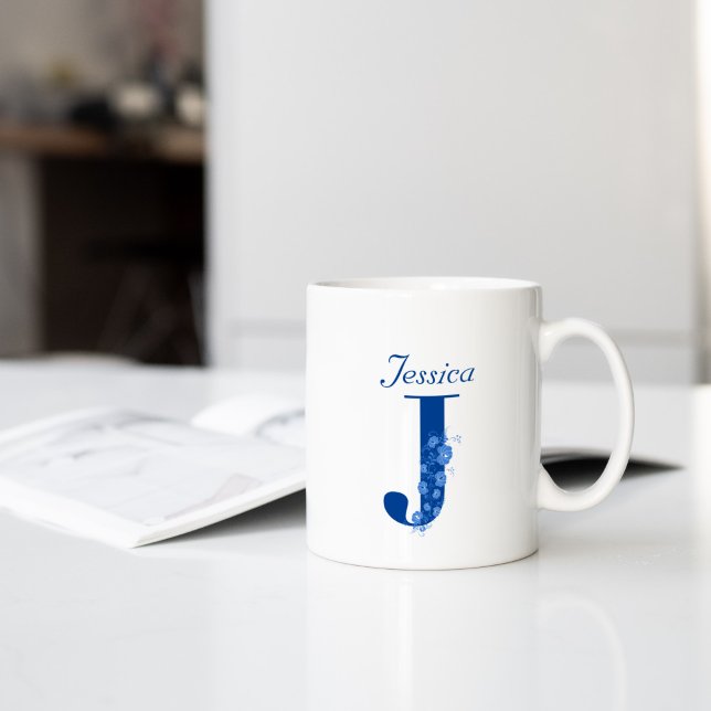 Mug avec Monogramme Floral J (Créateur téléchargé)