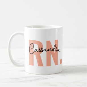 Mug Batterie à café RN avec nom ・Cadeaux d'infirmières