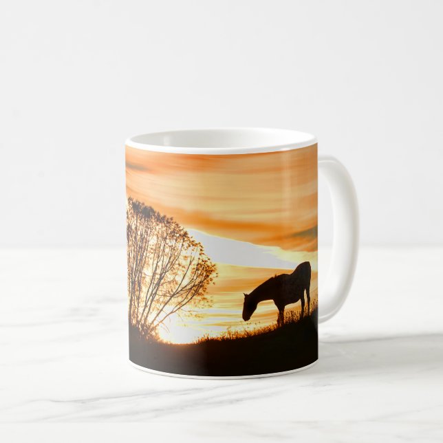 Mug Beau Cheval et coucher de soleil (Devant droit)