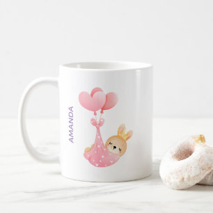 Mug Bébé mignon dans une couverture de coeur
